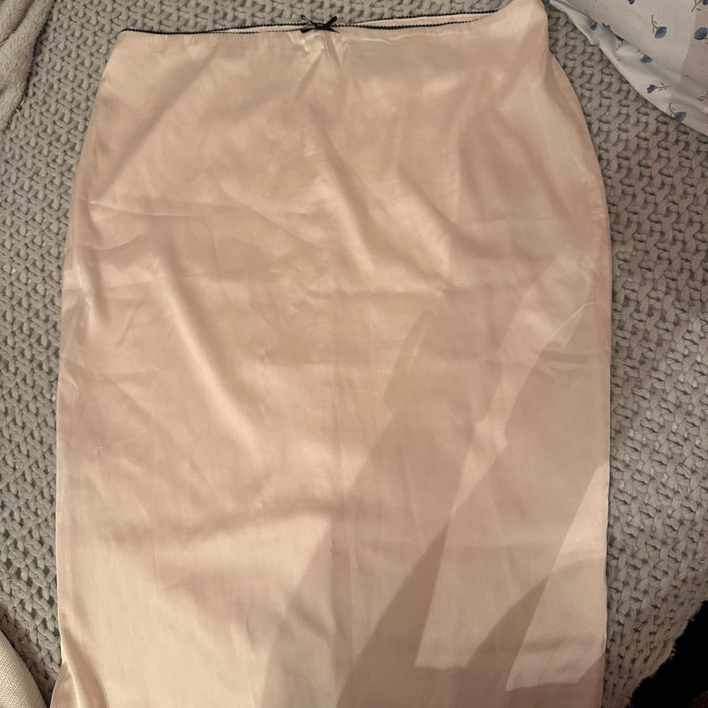 Edikted Cream Pencil Skirt